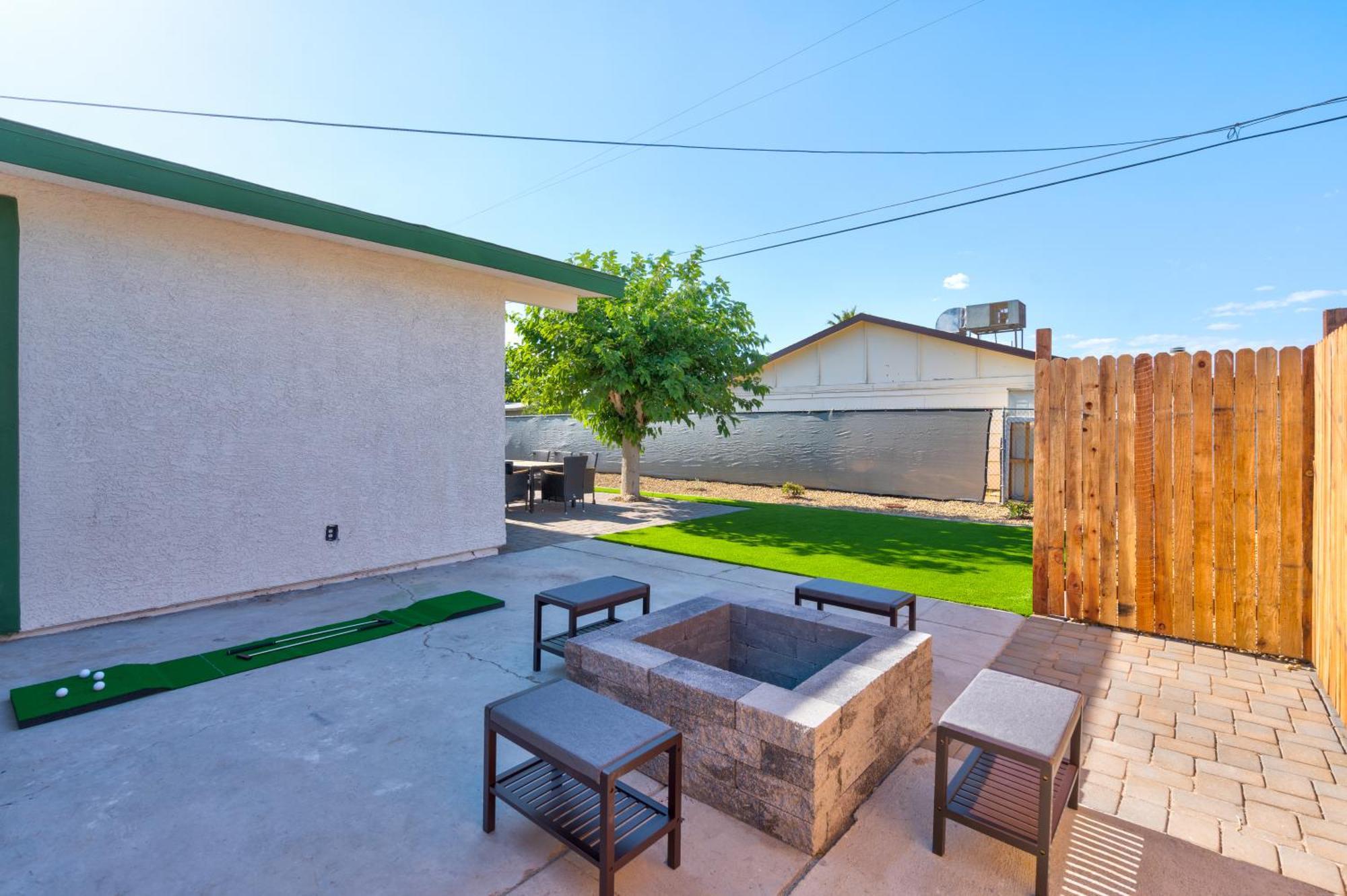 Spacious Remodeled Retreat Haven *